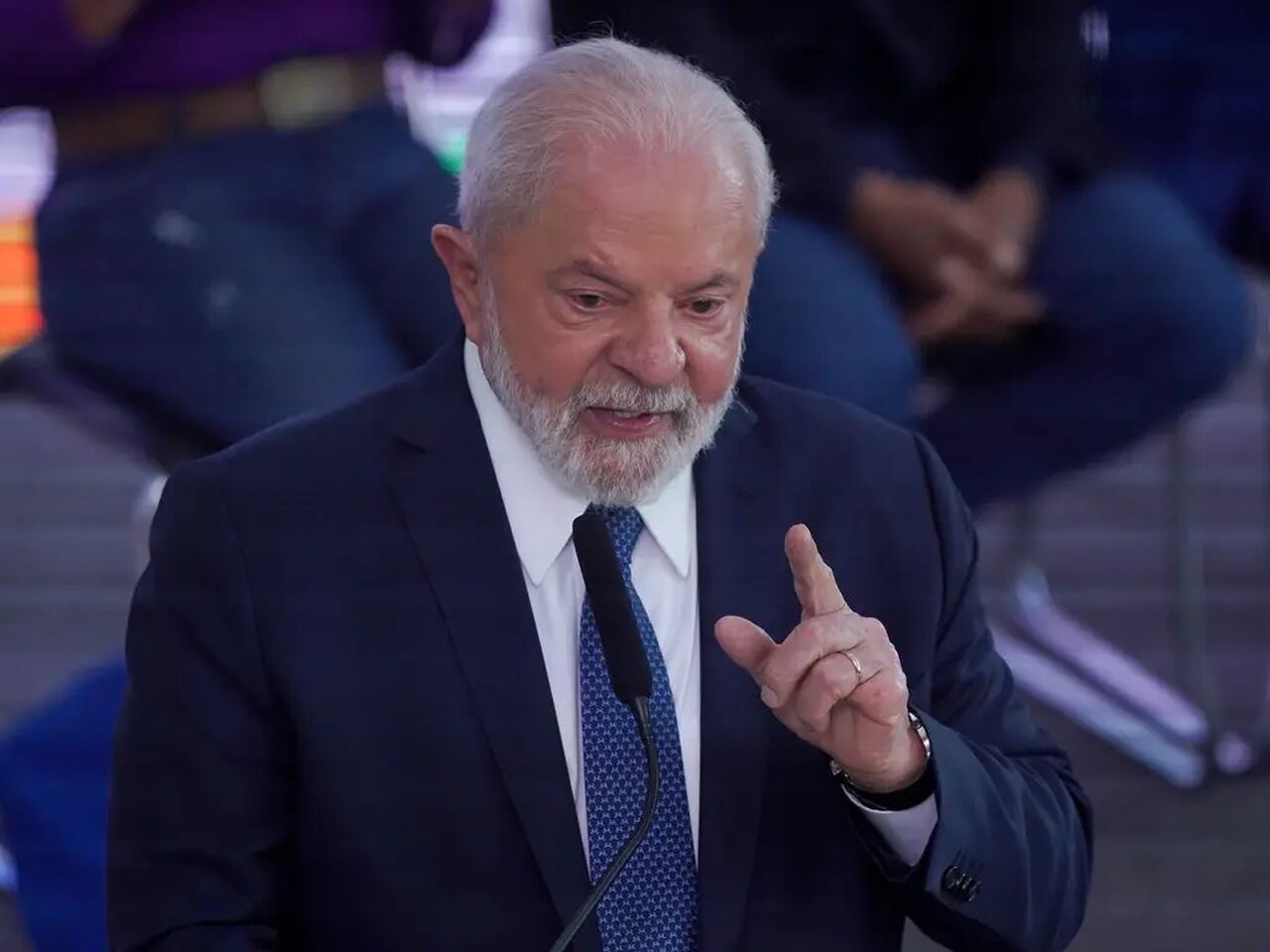 Discurso de Lula em 2024 para imprensa 