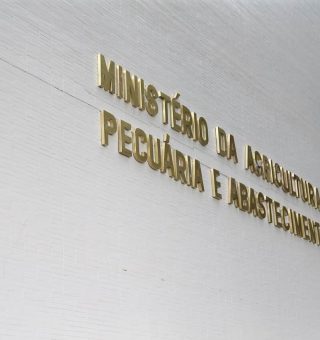 Foto fachada prédio do Ministério da Agricultura, Pecuária e Abastecimento